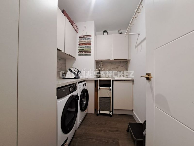 Foto 1106ed8f-ae4a-4345-a52d-e7b9079371e8. Appartement dans rúa estatuto de galicia 8 dans Boiro