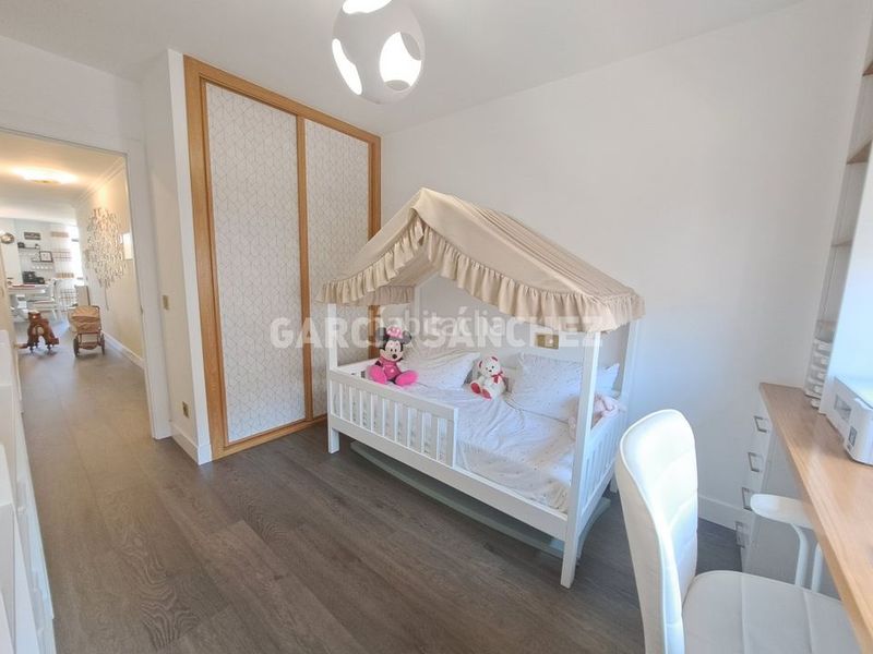 Foto 3cc3f766-3730-4db6-8570-671309260e9a. Appartement dans rúa estatuto de galicia 8 dans Boiro