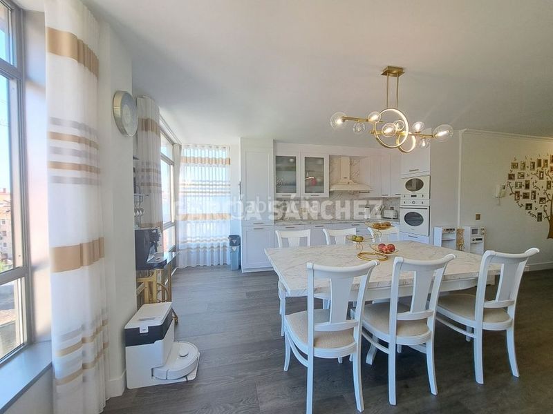 Foto 4e3132ca-688c-4490-8038-bb5b934114b0. Appartement dans rúa estatuto de galicia 8 dans Boiro