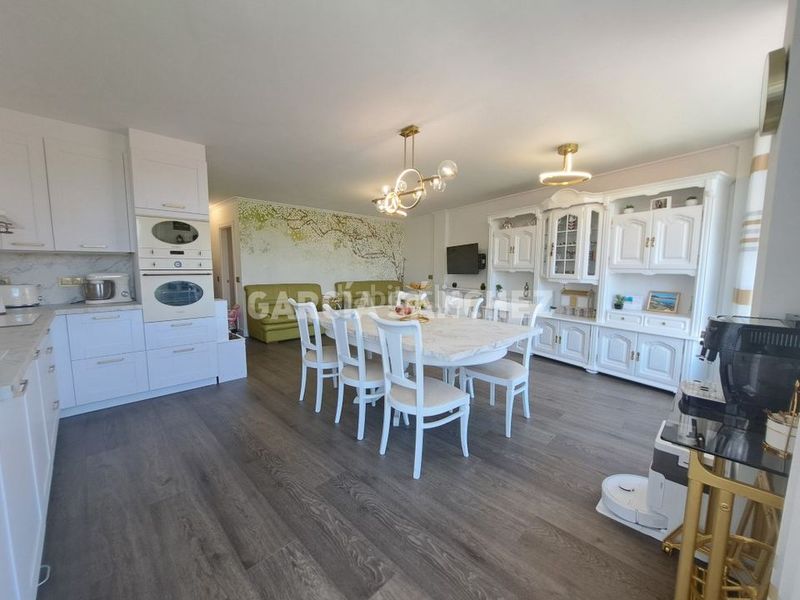 Foto b3d3f630-aa3b-41c5-a932-4560547f0bbb. Appartement dans rúa estatuto de galicia 8 dans Boiro