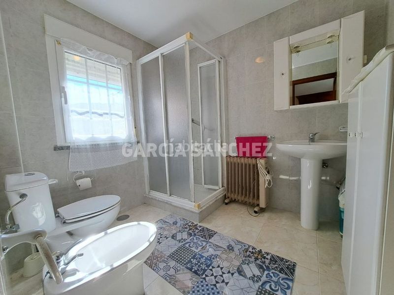 Foto 2b4342d1-e824-4aea-bcb8-73f54f395e36. Casa in dp-6202 58 in Outes