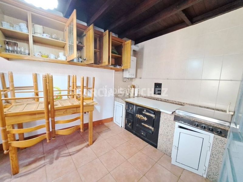 Foto 66db35a3-65bd-463c-b370-928e8bae08e9. Casa in dp-6202 58 in Outes
