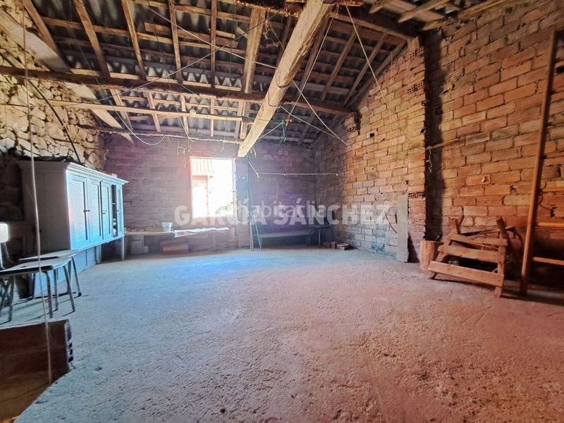 Foto 9c312797-be19-47a0-80a0-fa2944057dca. Casa in dp-6202 58 in Outes