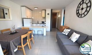 Apartamento  Carrer port joan. Apartamento de 3 dormitorios a solo 1200 m de la playa de santa
