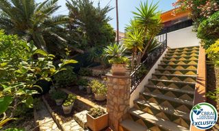 Chalet en Carrer de santa isabel 10. Villa con magníficas vistas panorámicas al mar