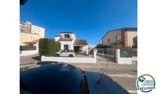 Casa  Carrer argentera. Casa en mas mates con 3 habitaciones terreno y vistas al parque