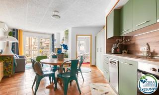 Appartement  Carrer del cap norfeu. Acogedor apartamento reformado en el centro de roses a escasos m