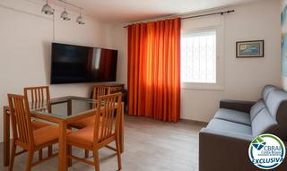 Studio  Carrer moxo. Acogedor apartamento en empuriabrava, zona muga