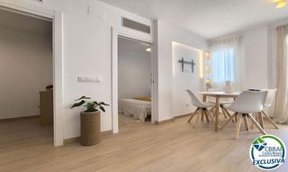 Appartement  Carrer de la muga. Apartamento en primera línea de mar, reformado, con terraza y vi