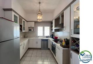 Xalet  Carrer noguera. En venta casa al canal orientaci�n sud-este , terreno de 542m2 y
