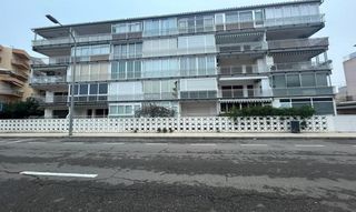 Apartament  Avinguda de la platja. Apartamento 1 habitación con jardín privado en santa margarita