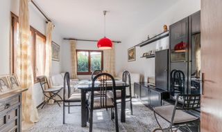 Casa en Carrer la resclosa 7. Casa con encanto junto al r�o en sant lloren� de la muga � �idea