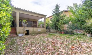 House  Carretera d'albanyà. Casa con encanto junto al río en sant llorenç de la muga – ¡idea