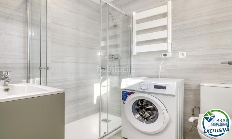 Foto 617065a8-e7df-4bc3-8141-987934e61f19. Casa amb calefacció a Carlit - Montseny Empuriabrava