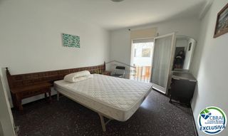 Piccolo appartamento  Avinguda caritat serinyana. Apartamento con ascensor en el centro de cadaqués. ¡a solo 400m