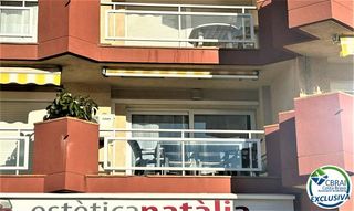Apartament  Carrer de mercè rodoreda. Apartamento reformado con vistas al mar y licencia turística