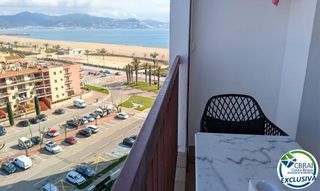 Estudi  Carrer muga-delta. Estudio con cabina renovado con vistas al mar – empuriabrava