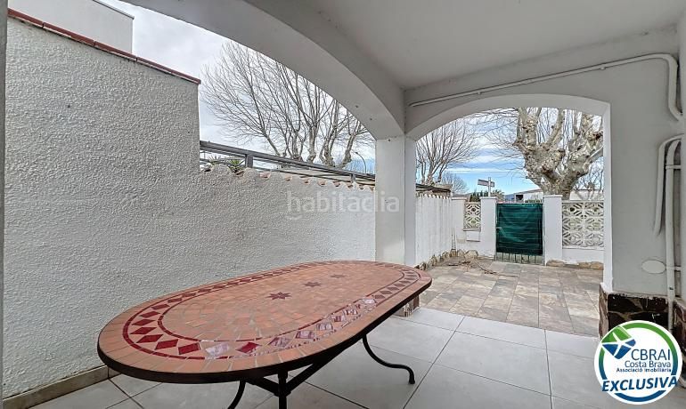 Foto 2a50fc39-3f3c-4521-abb6-8d69a346483a. Casa amb aparcament a Carlit - Montseny Empuriabrava