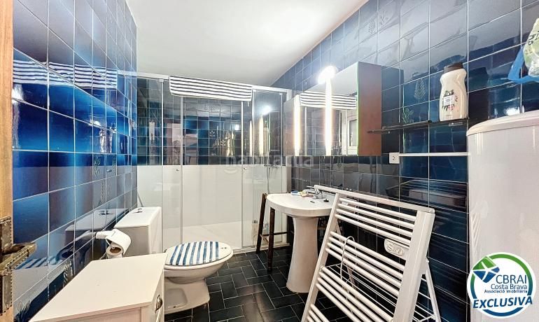 Foto 72e20397-28c7-4260-ba86-744b8b3c430b. Casa amb aparcament a Carlit - Montseny Empuriabrava