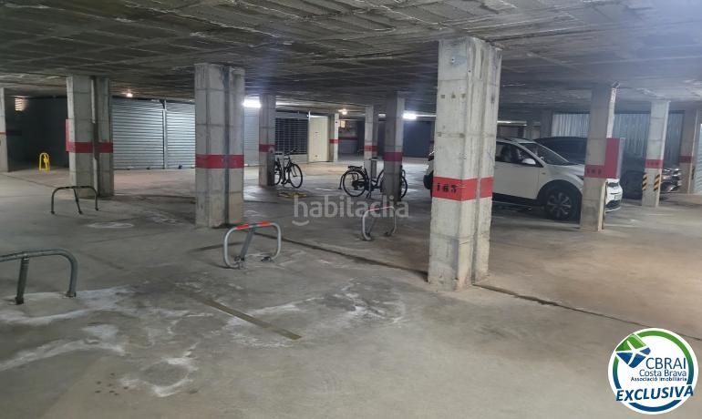 Foto b9875740-8ca7-40a5-a7bb-99537b6a3741. Aparcament cotxe a Muga - Gran Reserva - Badia Empuriabrava