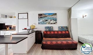 Appartement  Carrer de pedro calderón de la barca. Apartamento reformado a un paso del mar en roses