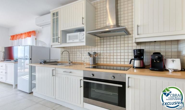 Foto 1ae513ee-a71b-4b48-ab12-25eebdf72a05. Casa amb calefacció aparcament piscina a Puig Rom-Canyelles-Almadrava Roses