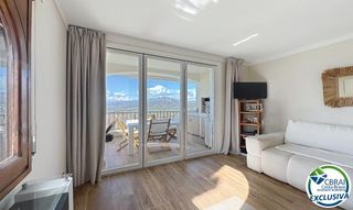 Piccolo appartamento  Carrer pitarra. Apartamento reformado con vista panorámica sobre la bahía de ros