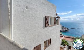 Casa adossada  Carrer joan timoneda. Casa adosada con licencia turística, vistas al mar, piscina comu