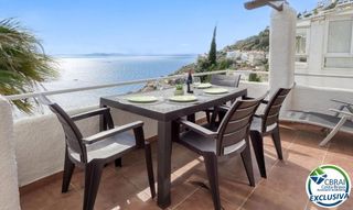 Reihenhaus  Carrer joan timoneda. Casa adosada con licencia turística, vistas al mar, piscina comu