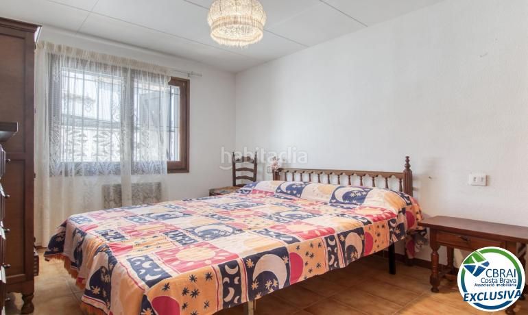 Foto b5ea4842-8958-4624-a825-ef07185a0d5d. Casa amb aparcament a Nord Roses