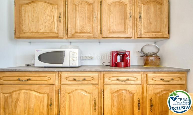 Foto b6d05d64-ee92-42ef-8705-d600f4d72039. Casa amb aparcament a Nord Roses