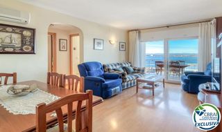 Apartamento  Carrer francesc alegre. Exclusiva vivienda con vistas panorámicas al mar y al puerto de