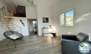 Casa  Carrer albacete. Villa panorámica con vistas al mar, piscina privada y gran jardí