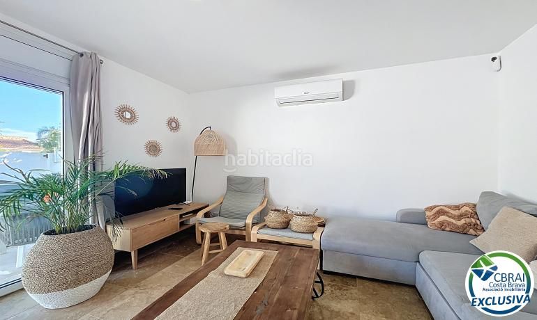 Foto 9b0ce8c7-00d8-4ee8-939a-6674ec9ca9d8. Casa amb aparcament piscina a Alberes Empuriabrava