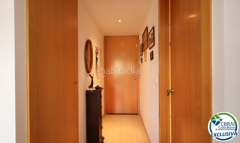 Foto c86fba1c-7e66-49ff-90dc-8127888c5184. Pis amb calefacció aparcament a La Vila Llançà