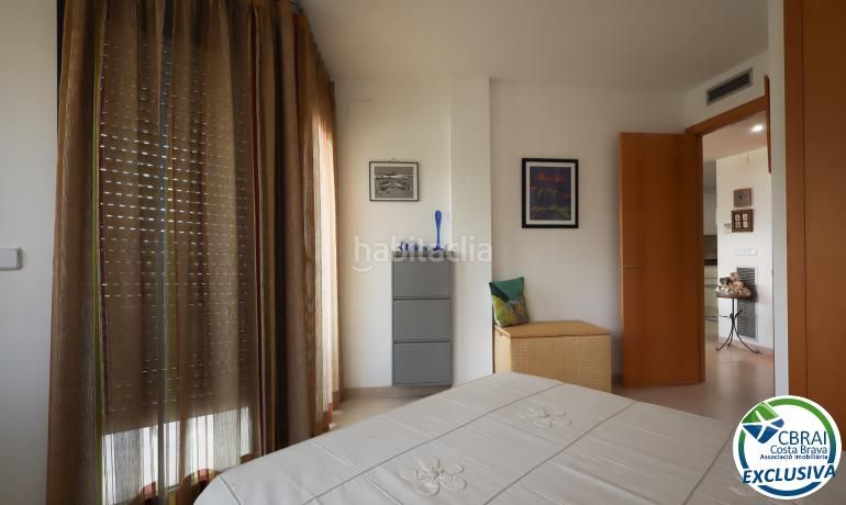 Foto fbd47d1a-bddd-4031-a373-07563eb32f16. Pis amb calefacció aparcament a La Vila Llançà