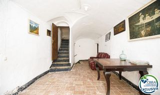 Masía  Carrero de l'església. Casa del siglo xix con amplio terreno en palau de santa eulalia