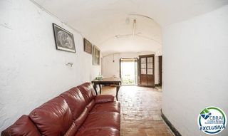 Mas  Carrero de l'església. Casa del siglo xix con amplio terreno en palau de santa eulalia