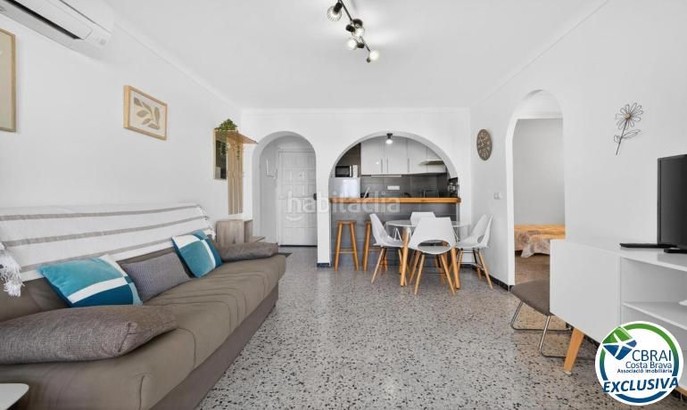 Foto ac9f1f47-aa65-46ca-9534-2b36443d01fc. Apartament amb calefacció a Muga - Gran Reserva - Badia Empuriabrava