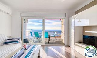 Apartament  Carrer de manuel milà i fontanals. Apartamento totalmente reformado con vistas al mar en el 2º muel