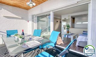 Apartament  Carrer de manuel milà i fontanals. Apartamento totalmente reformado con vistas al mar en el 2º muel
