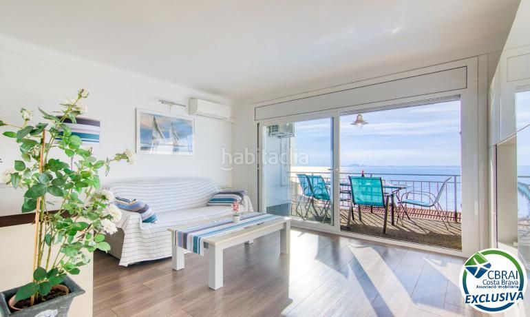 Foto ebae9be0-ecab-4b9e-9885-ede0851c3efc. Apartament amb aparcament a Puig Rom-Canyelles-Almadrava Roses