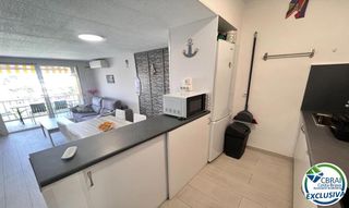 Apartament a Carrer badia-gran reserva 10. Gran reserva apartamento reformado de 2 dormitorios con terraza