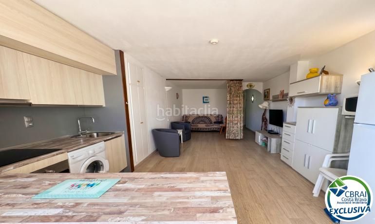 Foto 95fbb870-04ea-48a7-a153-2d035ae00bc1. Apartament amb aparcament a Salatar Roses