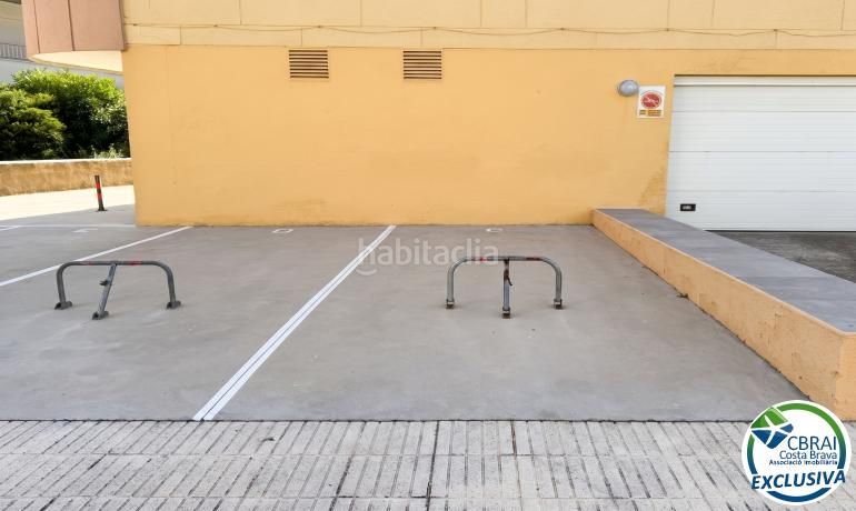Foto cfd7cfd7-38e8-42e7-a10b-147dbcc5494f. Apartament amb aparcament a Salatar Roses