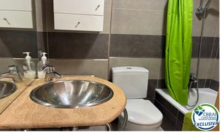 Apartament  Carrer de l'almirall federico gravina. Luminoso piso seminuevo en el centro de roses ! a 400m de la pla