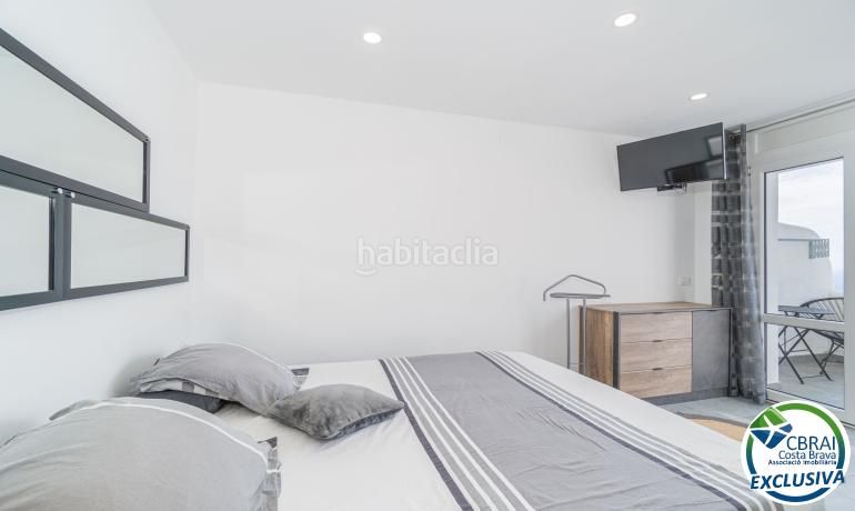 Foto 40ba5391-7d8c-4340-b3fb-d47b5d22d922. Casa adossada amb calefacció aparcament a Puig Rom-Canyelles-Almadrava Roses