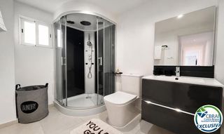 Appartement  Carrer nou. Roses centre acogedor apartamento de dos dormitorios completamen