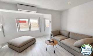 Piccolo appartamento  Carrer nou. Roses centre acogedor apartamento de dos dormitorios completamen