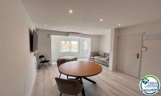 Apartment  Carrer nou. Roses centre acogedor apartamento de dos dormitorios completamen
